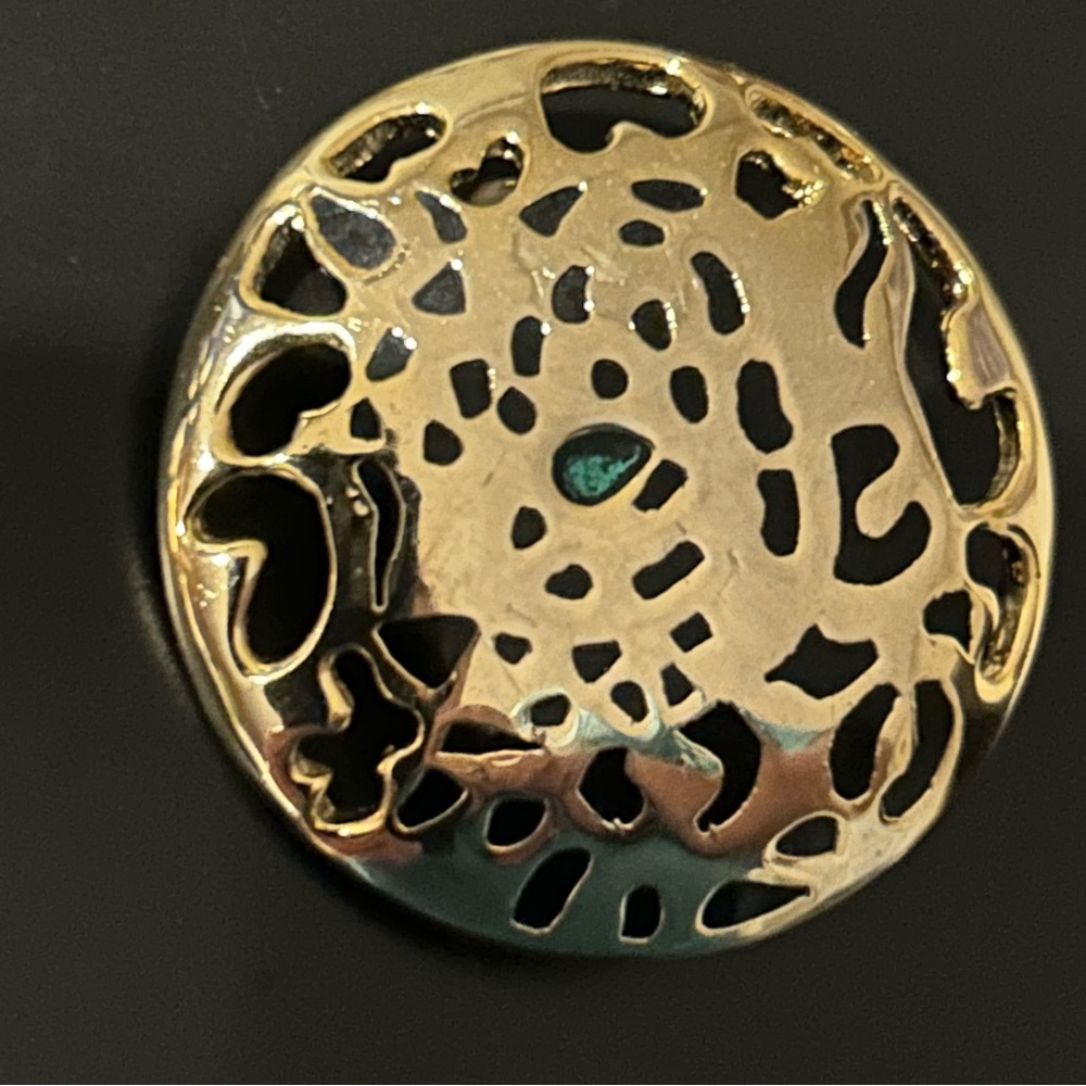 Vintage Snow Leopard Russian Brooch Pin Gold Tone with Green Eye Stone